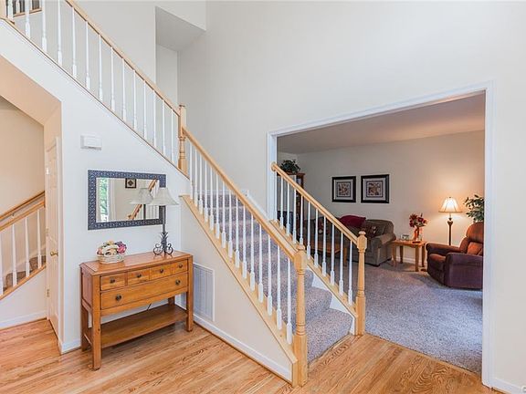 3rd image of 8274 Carrolton Ridge Pl