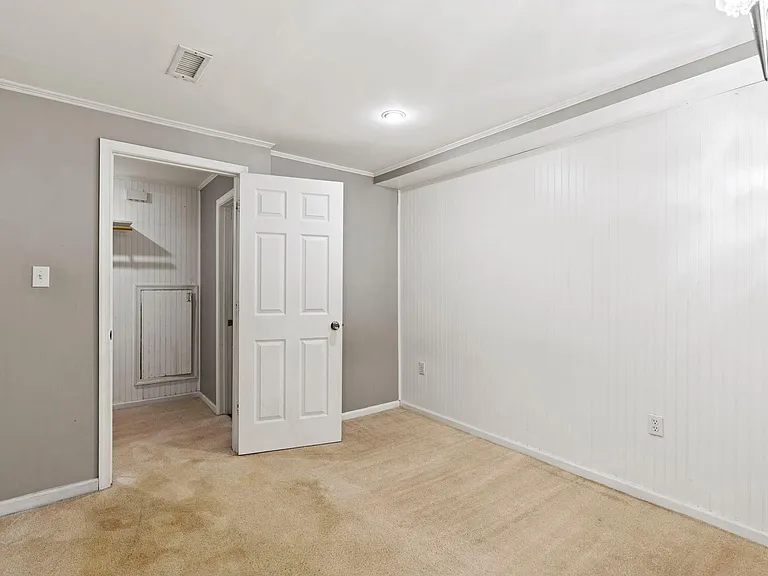 8629 Braxted Ln — Photo 18