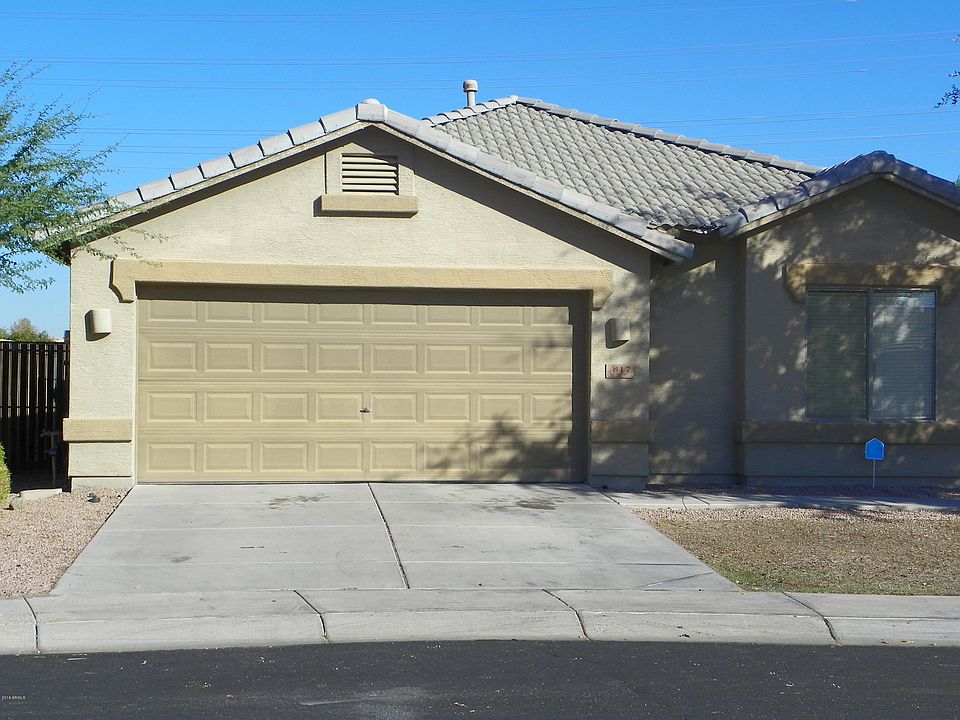 1st image of 817 S 122nd Ave