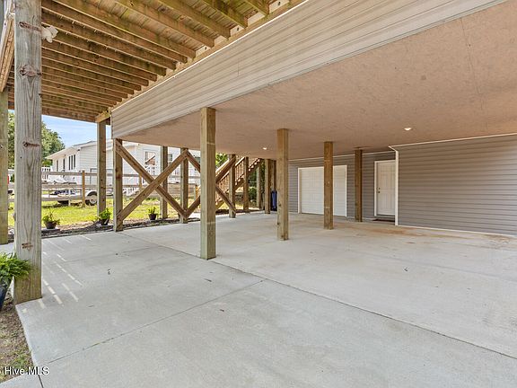 4th image of 127 Eastview Drive