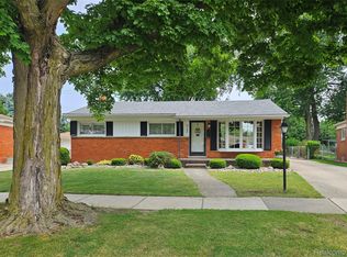 3700 N Longmeadow Rd, Trenton, MI 48183