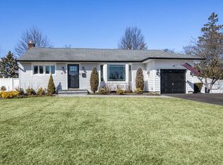 55 Verbena Dr, Commack, NY 11725