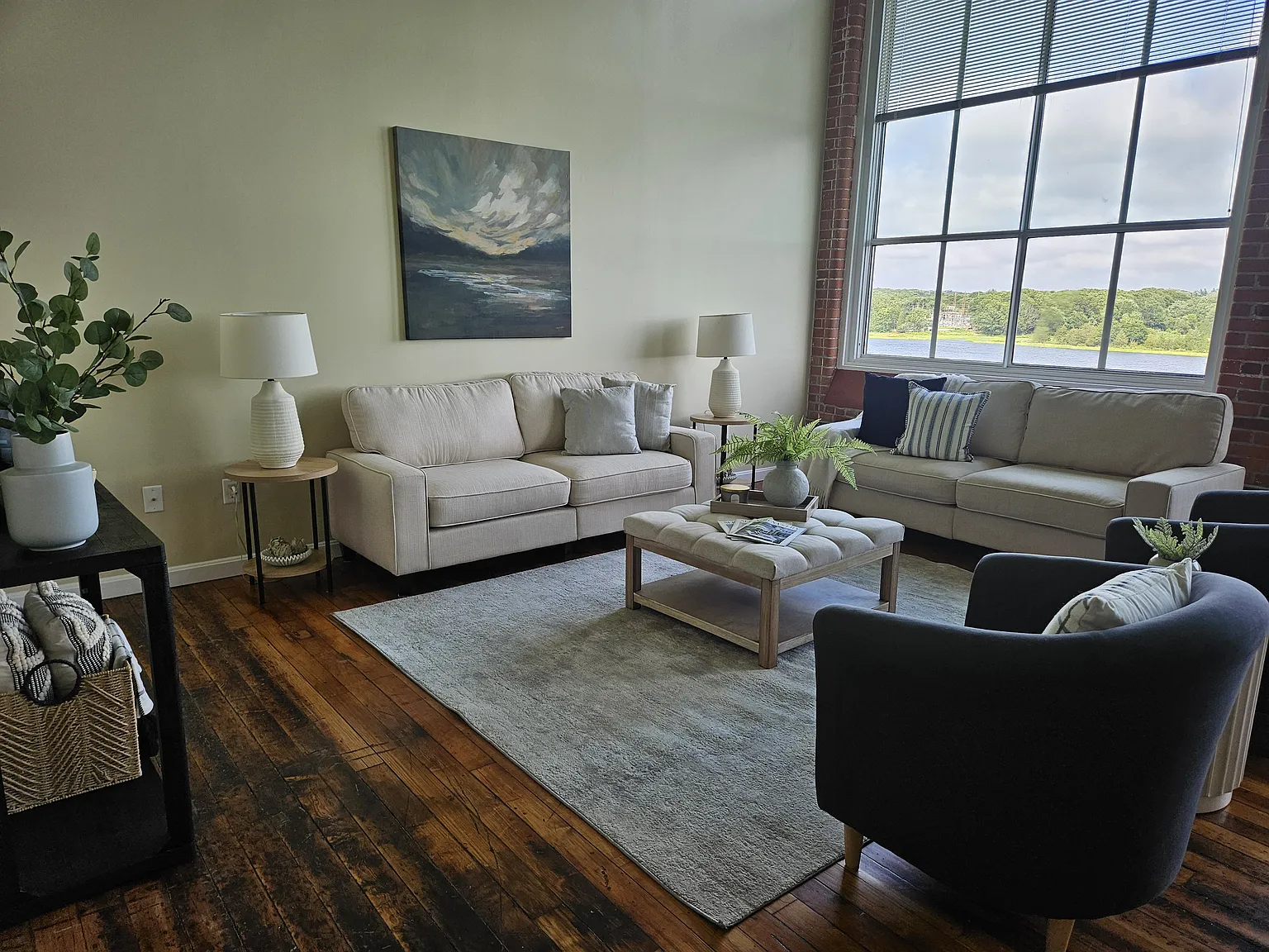 Riverbank Lofts — Photo 3