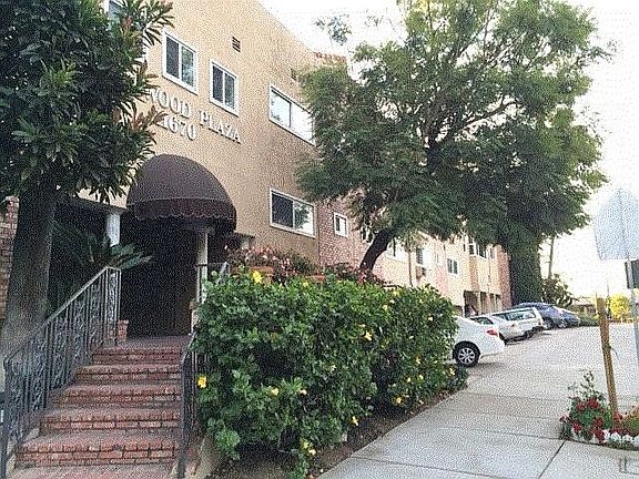 Front of Building on Sunset