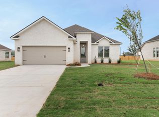 222 Farmland Cir, Perry, GA 31069