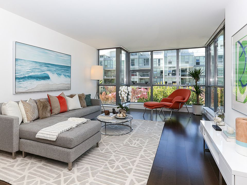 1st image of 420 Mission Bay Blvd N Unit 411