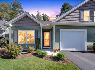 26 Rivers Edge Dr, Coventry, RI 02816
