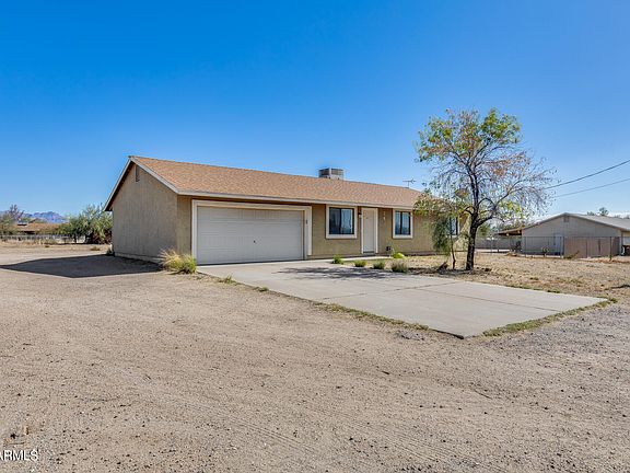 2nd image of 743 N 101st Pl