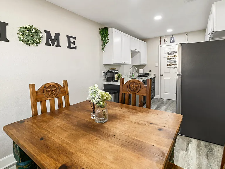 1005 Summer Court Cir #D — Photo 5