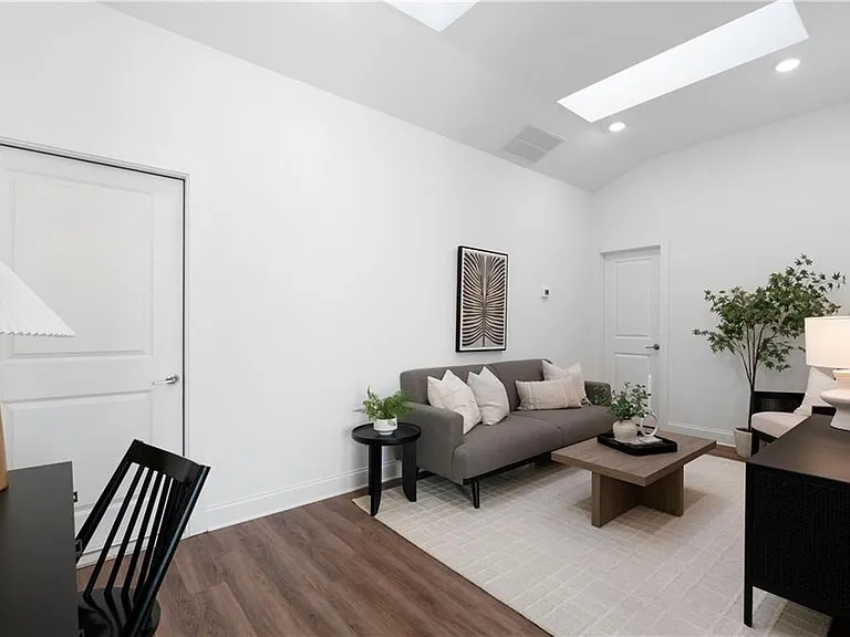 308 Chardonnay Way — Photo 36