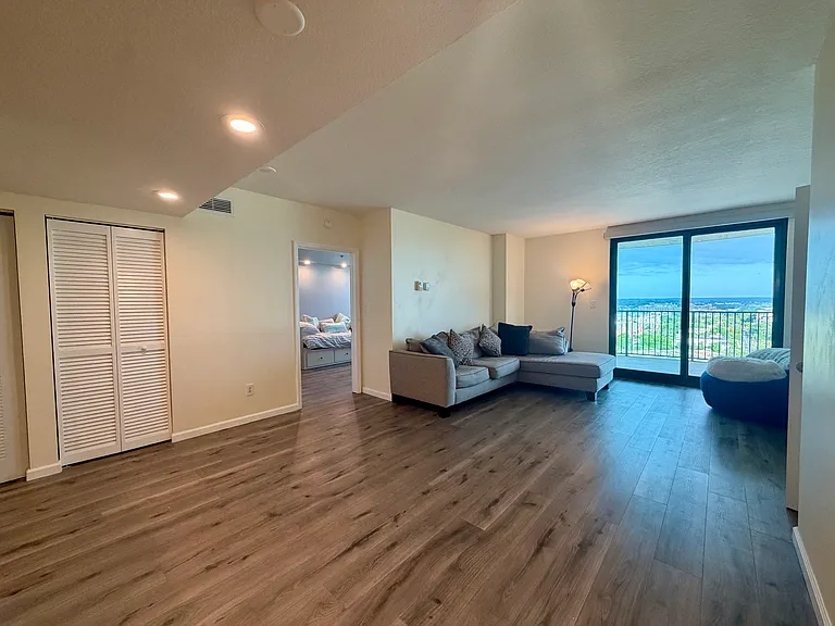 300 S Duval St #1701 — Photo 9