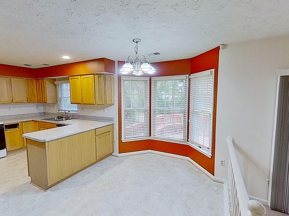 5th image of 5911 Herring Ct