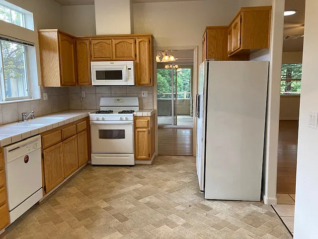 11932 Brooke Crest Dr — Photo 12