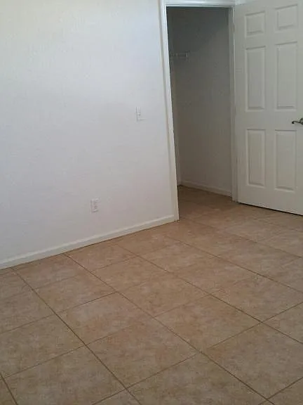 3000 Laurel Park Ln #207 — Photo 8