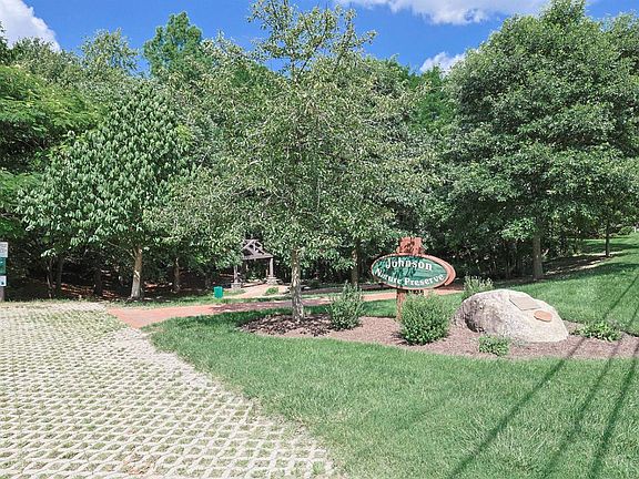 4th image of 10820 Deerfield Rd