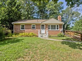 102 Melba St, Springfield, MA 01119