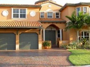 15460 SW 26th Ter, Miami, FL 33185