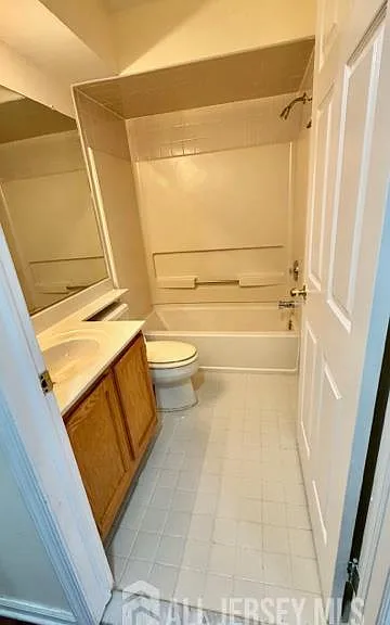 1125 Waterford Dr — Photo 22