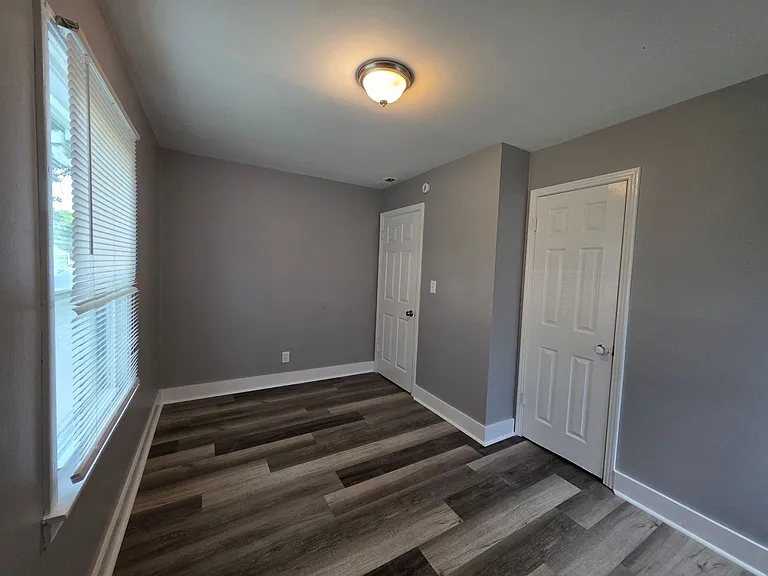 5429 College Ave — Photo 10