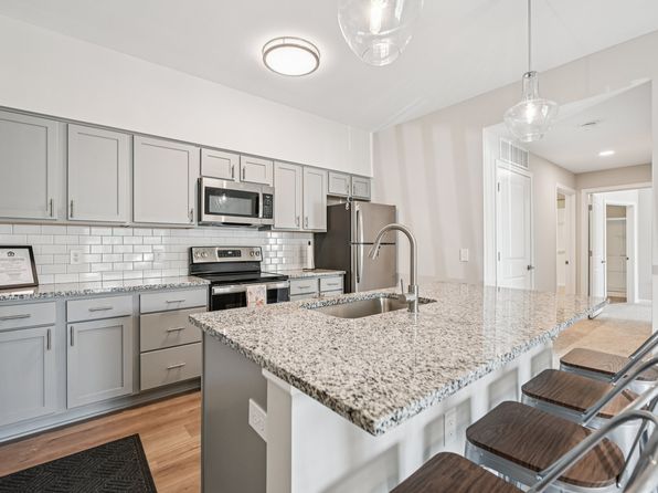 307 W Johnstown Rd #123