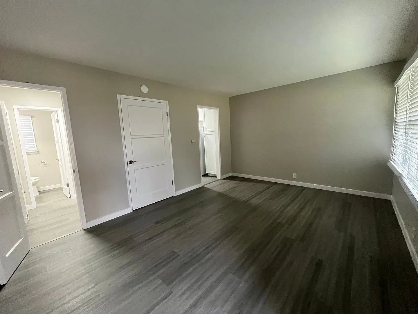 1133 Locust Ave Long Beach, Ca 90813-3262 — Photo 3