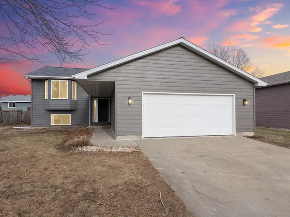1312 S Lakota Ave, Brandon, SD 57005