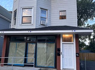 975 Albany St, Schenectady, NY 12307