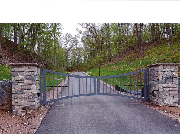 12872 Triple Oak Dr NE #4, Lowell, MI 49331