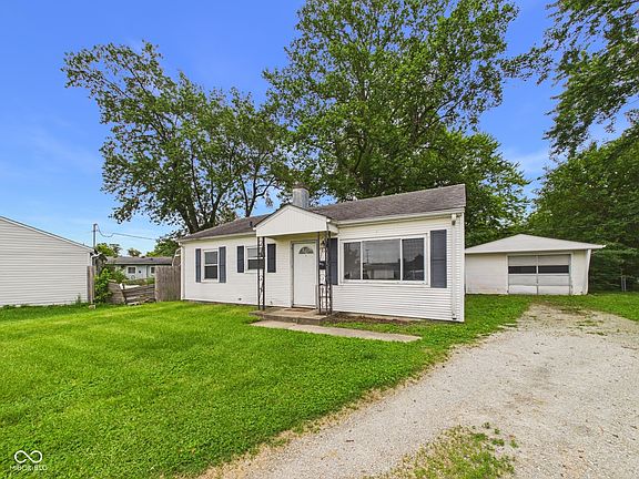 2nd image of 105 Mohawk Ct