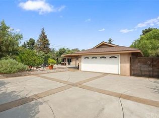 1741 Lynoak Dr, Claremont, CA 91711