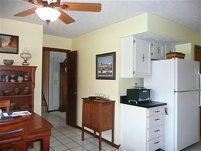 4th image of 1820 Hibiscus Ct