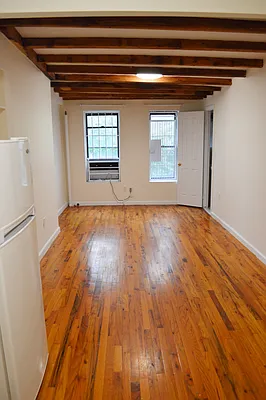 Rented by OvCo Realty | media 26