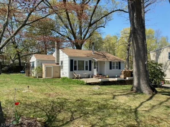 37 Highview Trl, Jefferson Twp., NJ 07885