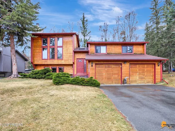 19717 Delphin Cir, Eagle River, AK 99577