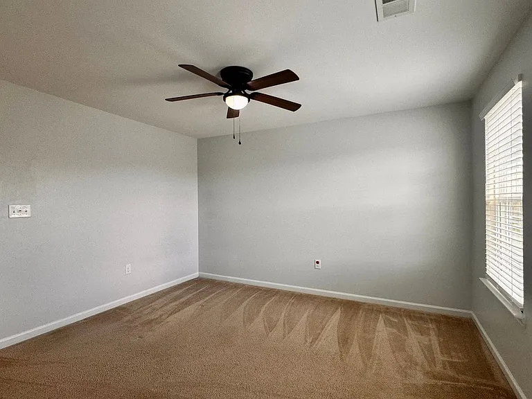 145 Holly Hill Dr — Photo 42