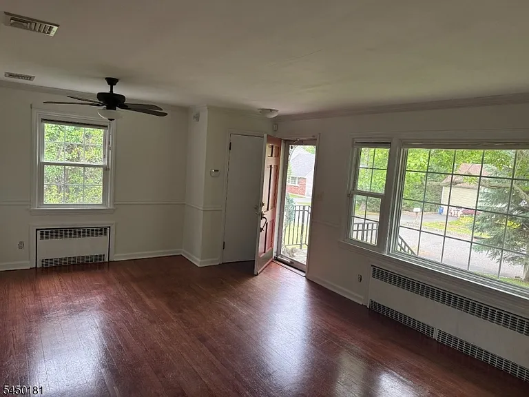 18 Carrol St — Photo 2