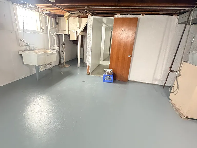 12157 S Eggleston Ave — Photo 10