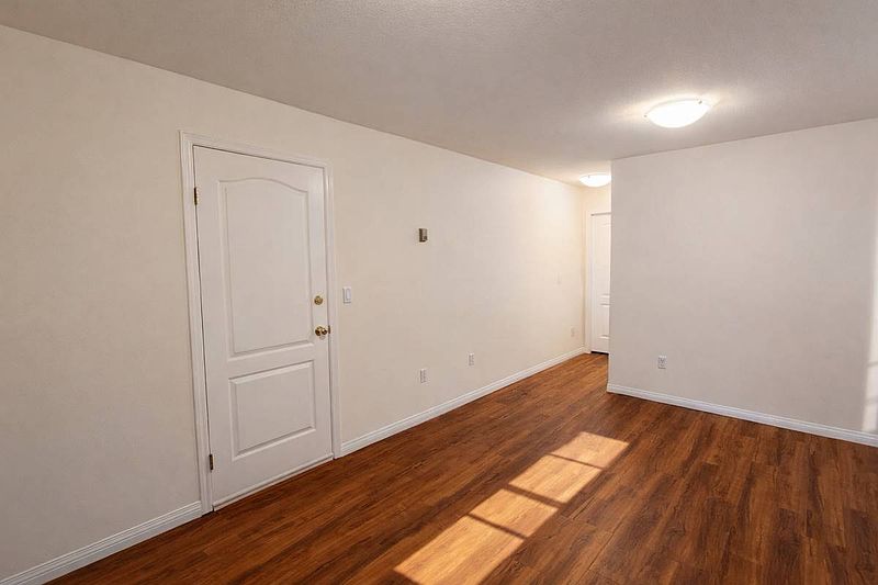 New Westminster House for rent - 3 Bedrooms in New Westminster