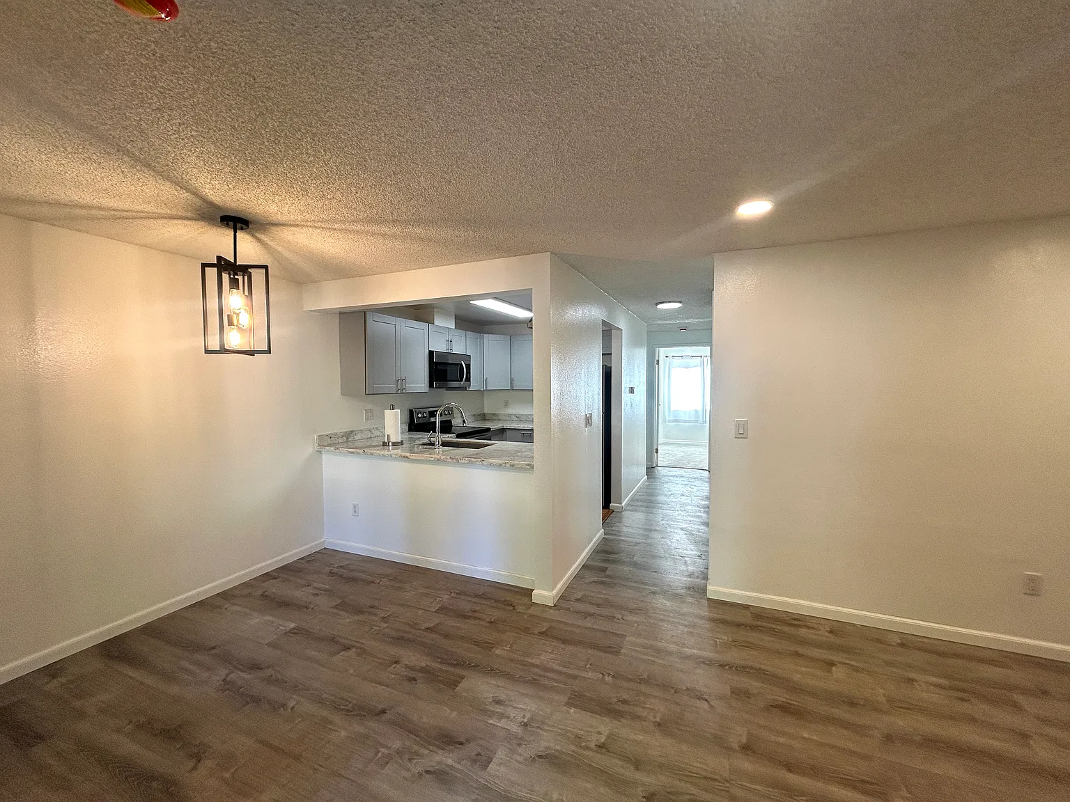 1 bed, 715 sqft, $1,995 — Photo 4