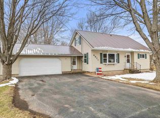 6971 Hillcrest Ave, Rudolph, WI 54475