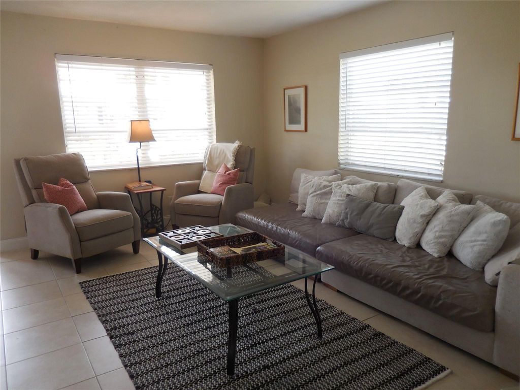 3050 NW 1st Ave, photo 5