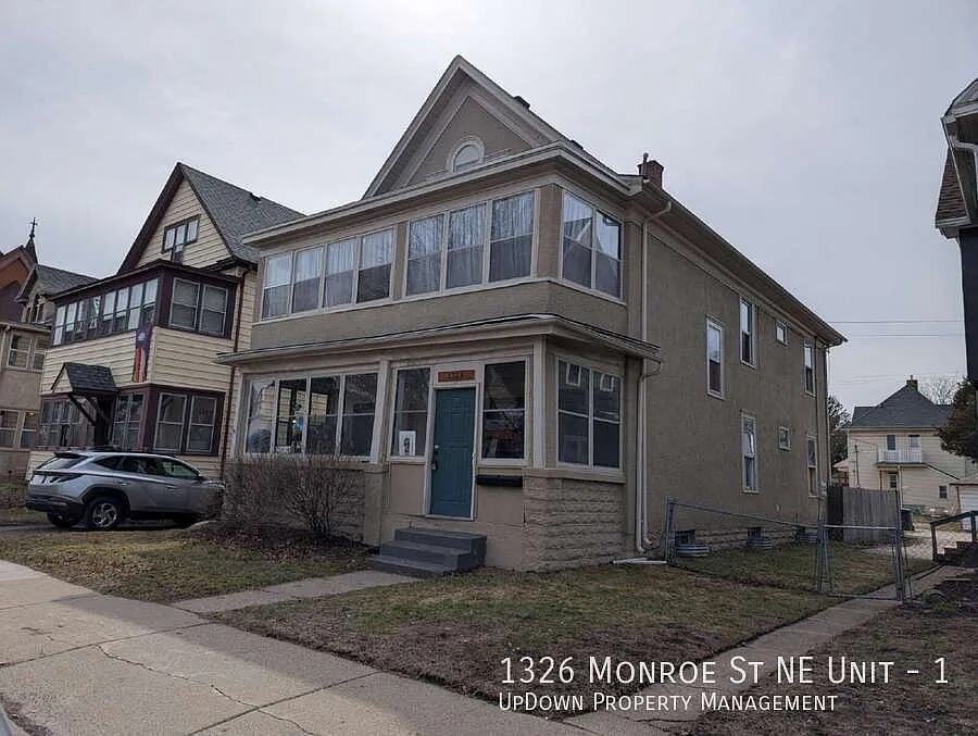 1326 Monroe St NE #1