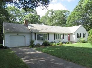 204 Capn Crosby Rd, Centerville, MA 02632