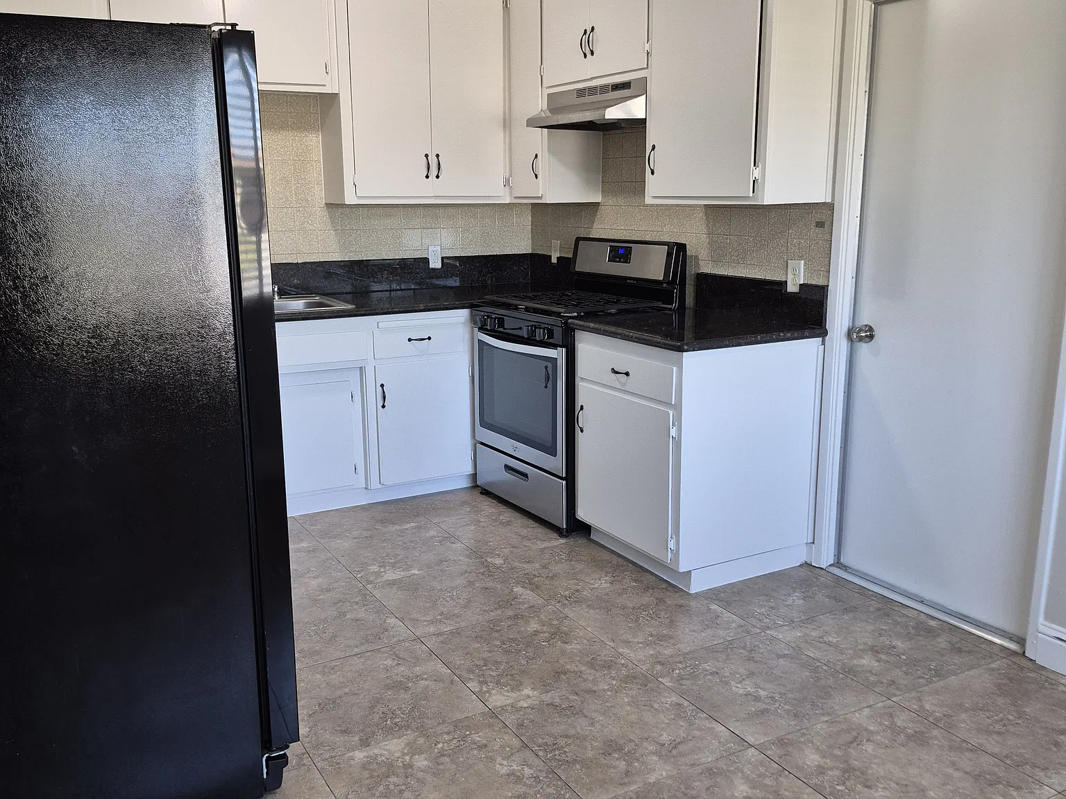 2616 Trent St — Photo 1