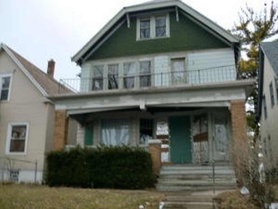 1st image of 2927 N 26th St #2929