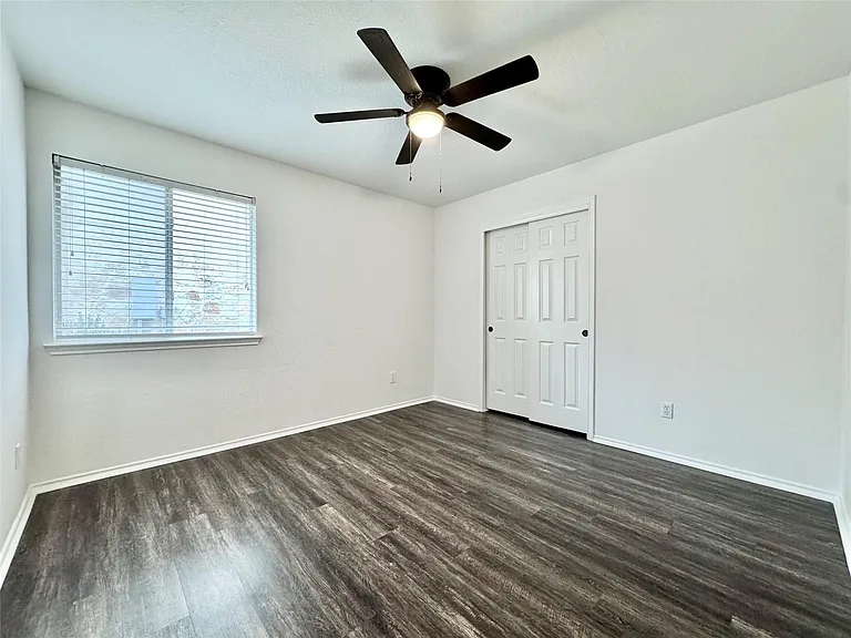 1015 Aiken Dr — Photo 35
