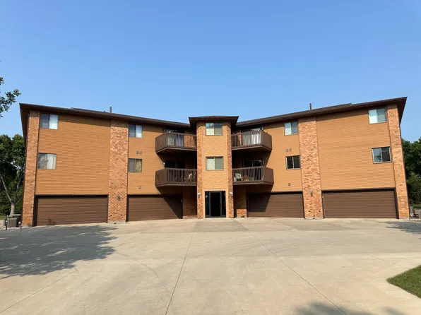 1980 Meadowlark Ln APT 305, Huron, SD 57350