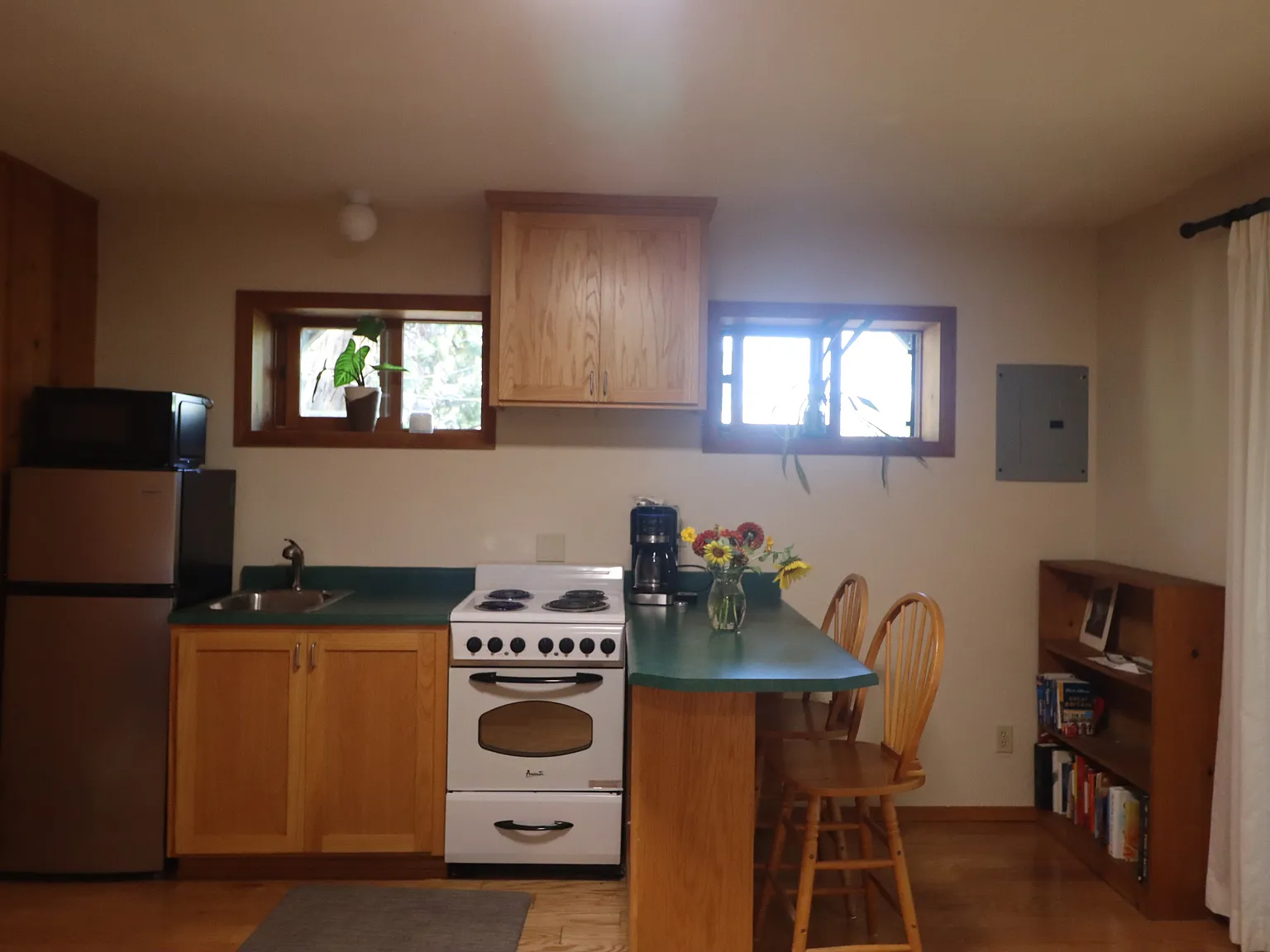 Studio, 337 sqft, $1,200 — Photo 2