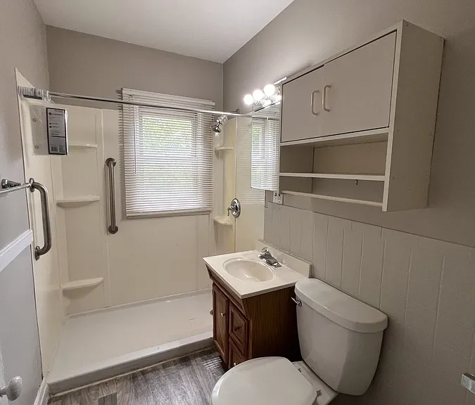 2310 Washington St #4 — Photo 7