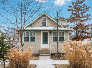 716 S 11th St, Goshen, IN 46526